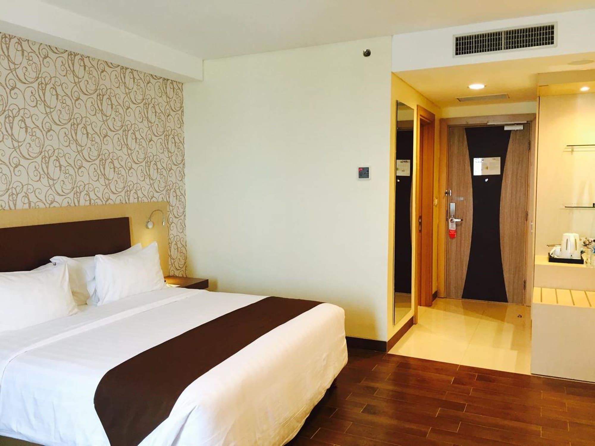 BW Suite Belitung Tanjung Pandan Εξωτερικό φωτογραφία