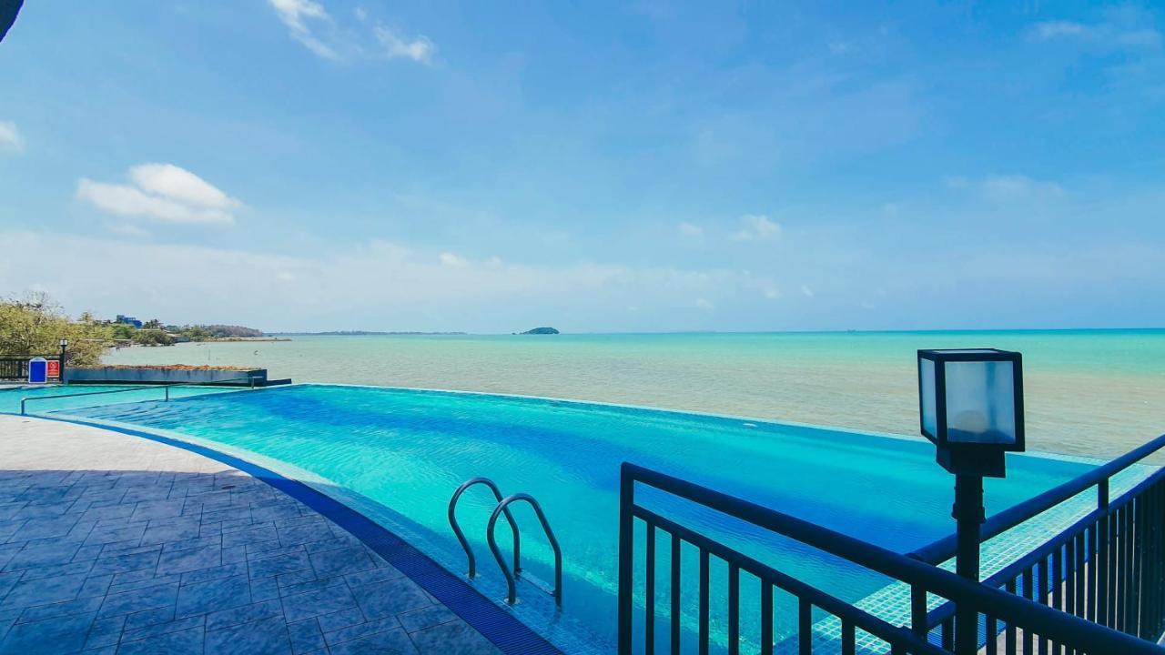 BW Suite Belitung Tanjung Pandan Εξωτερικό φωτογραφία