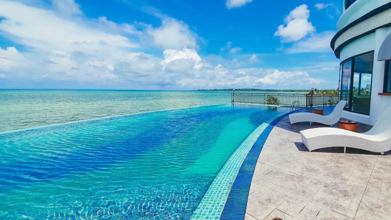 BW Suite Belitung Tanjung Pandan Εξωτερικό φωτογραφία