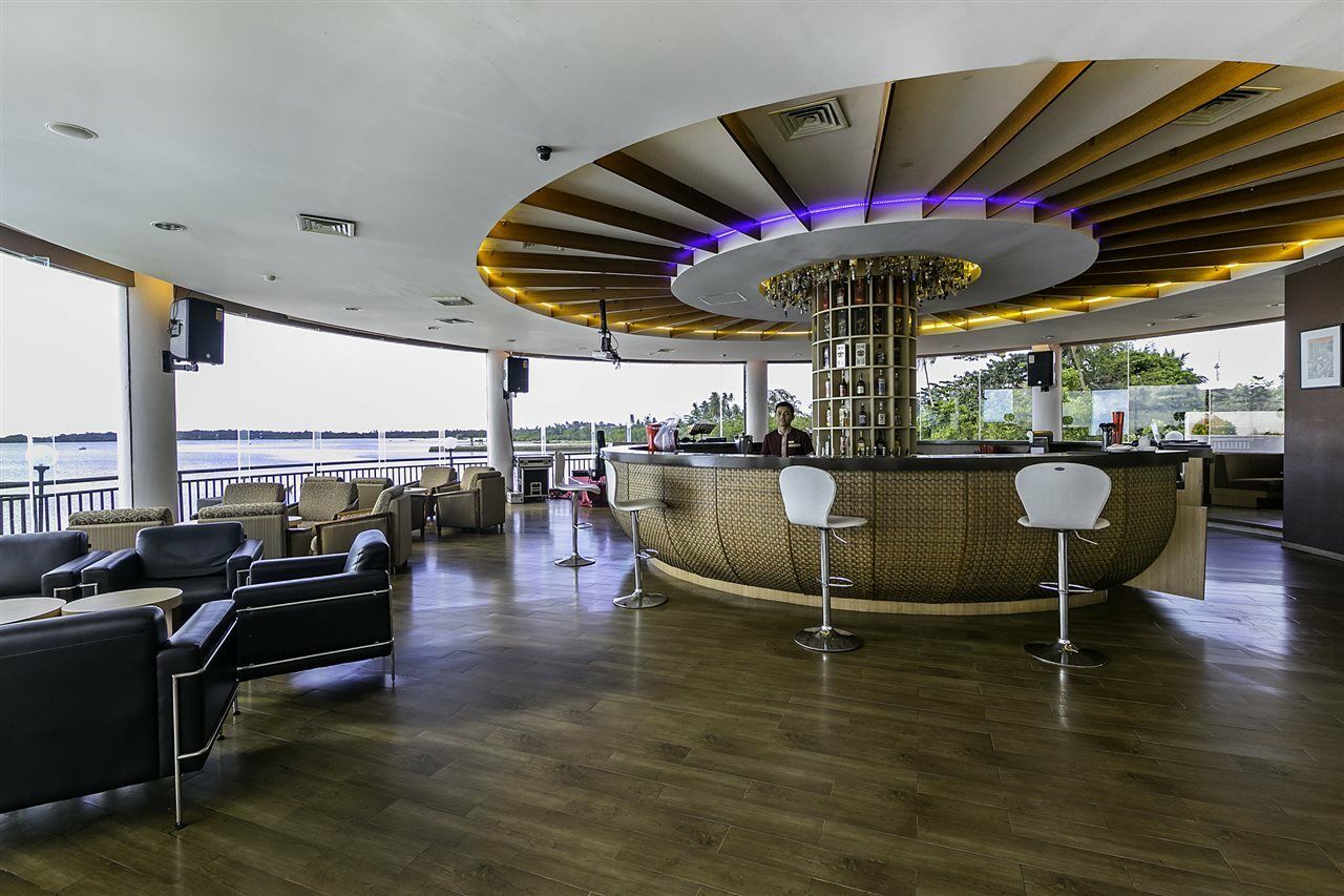 BW Suite Belitung Tanjung Pandan Εξωτερικό φωτογραφία